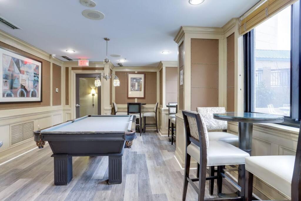 Fantastic 1 Bedroom Condo At Ballston With Gym Arlington Eksteriør billede