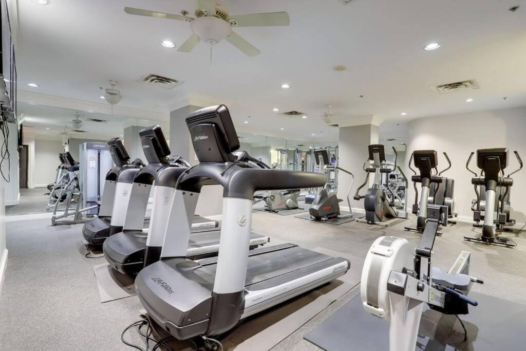Fantastic 1 Bedroom Condo At Ballston With Gym Arlington Eksteriør billede