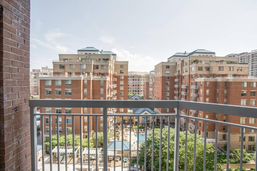 Fantastic 1 Bedroom Condo At Ballston With Gym Arlington Eksteriør billede
